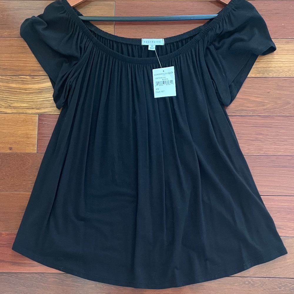 SOCIALITE  Black Off-Shoulder Blouse